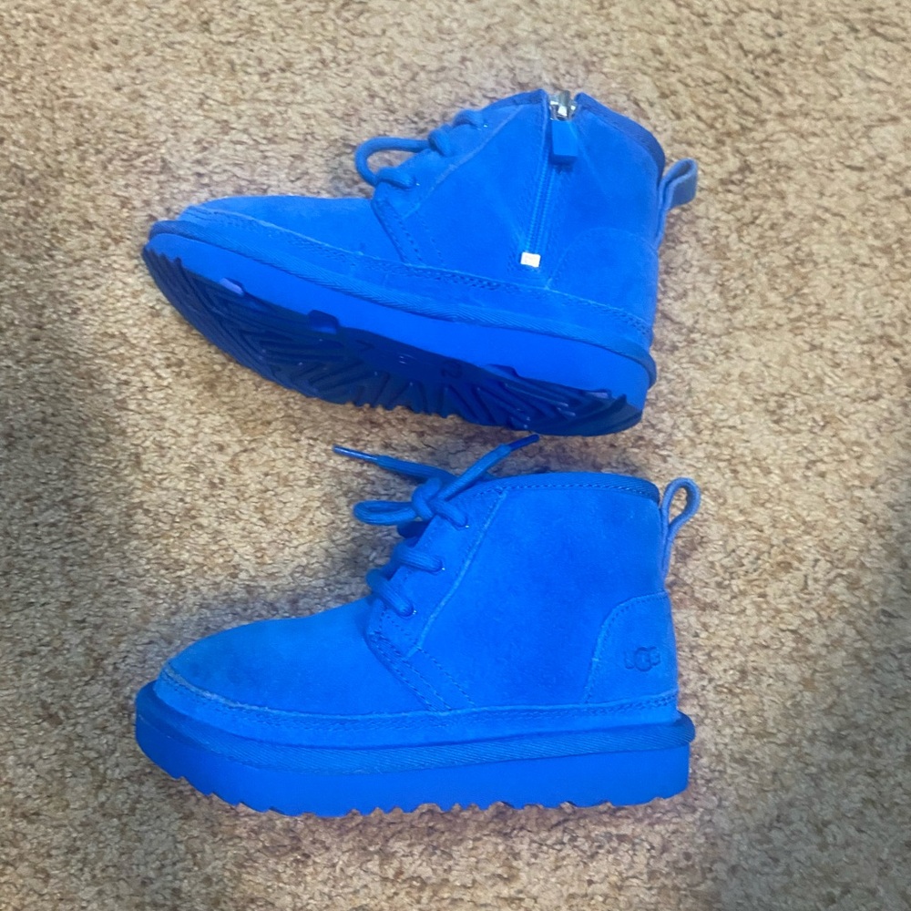 Ugg Neumel II blue boots unisex size11c